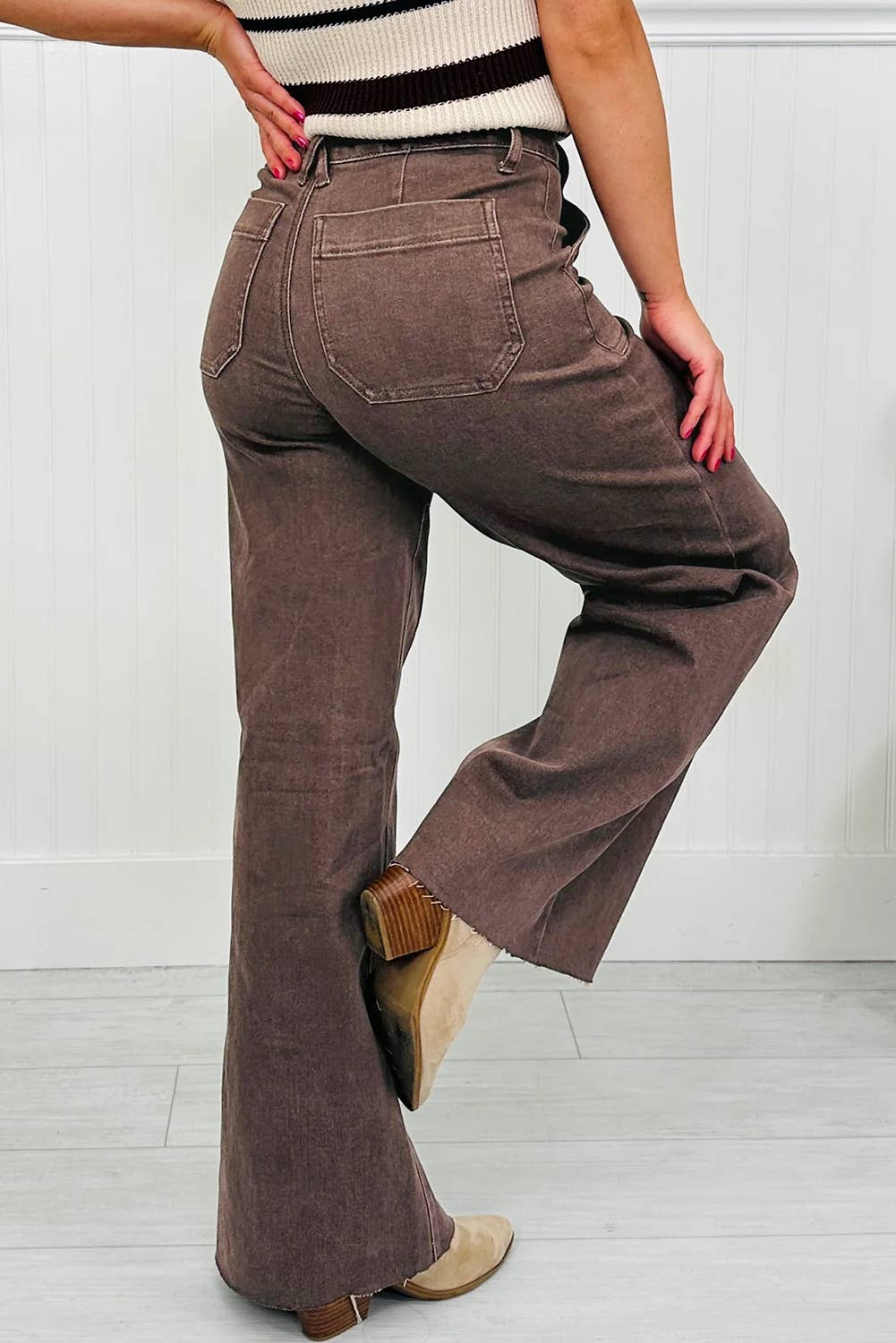 Brown Retro Washed Patch Pocket Loose Jeans